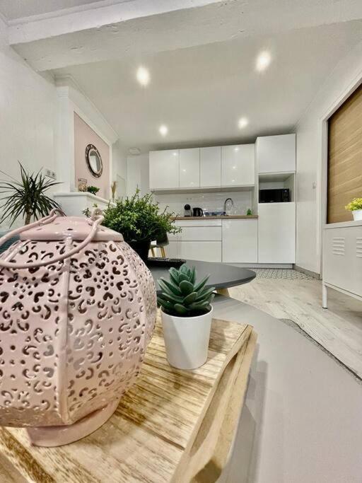 Joli Studio Cozy Tout Equipe Hyper Centre แซ็งต์ ภายนอก รูปภาพ
