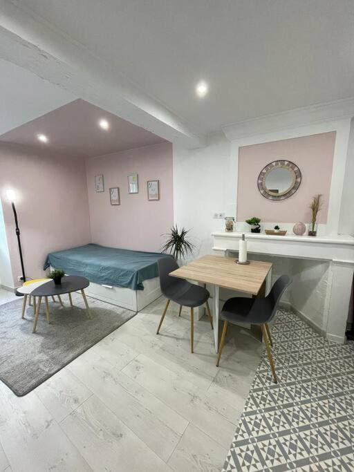 Joli Studio Cozy Tout Equipe Hyper Centre แซ็งต์ ภายนอก รูปภาพ